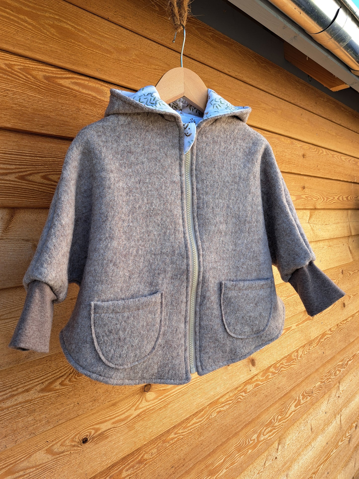 Cape-Jacke aus Walk Gr.86